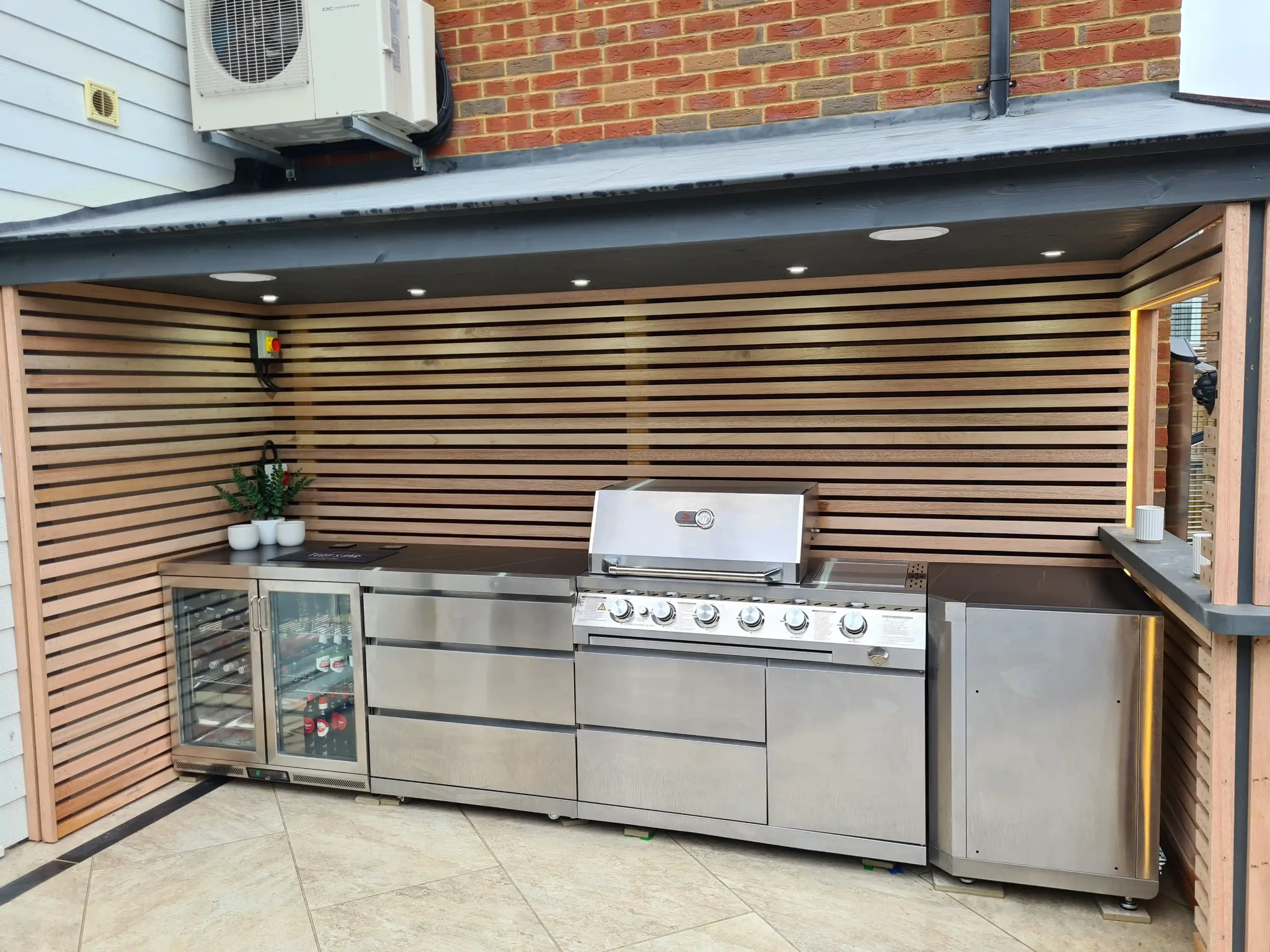 Garden Rooms & Pergolas
